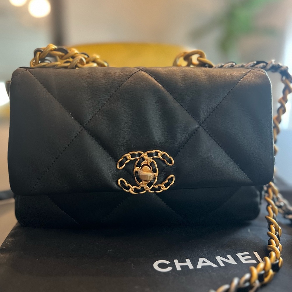 Chanel Black Quilted Leather Shoulder Bag